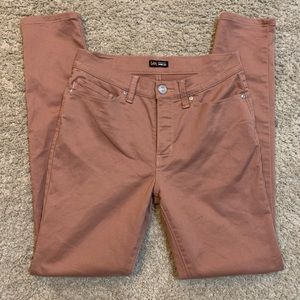 LEE Jeans Slimming Fit Skinny Leg Size 6M Jeans